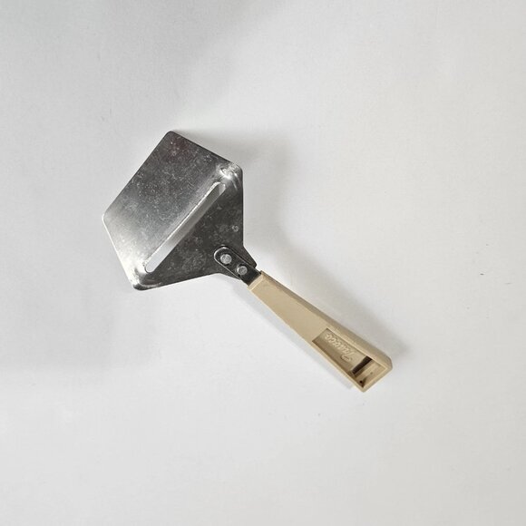 Vintage Travco Cheese Slicer Vegetable Peeler w/ Daisies Retro Kitchen Utensil - Picture 12 of 15